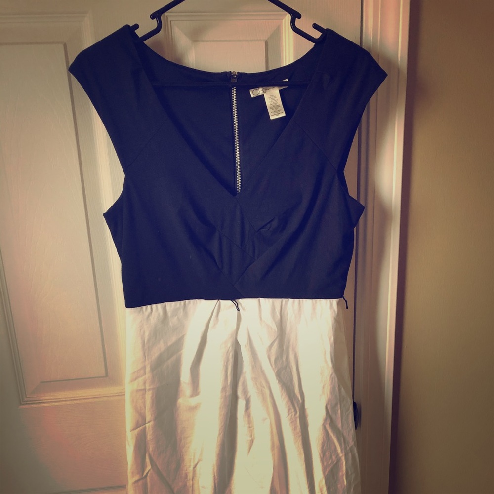 Short dress